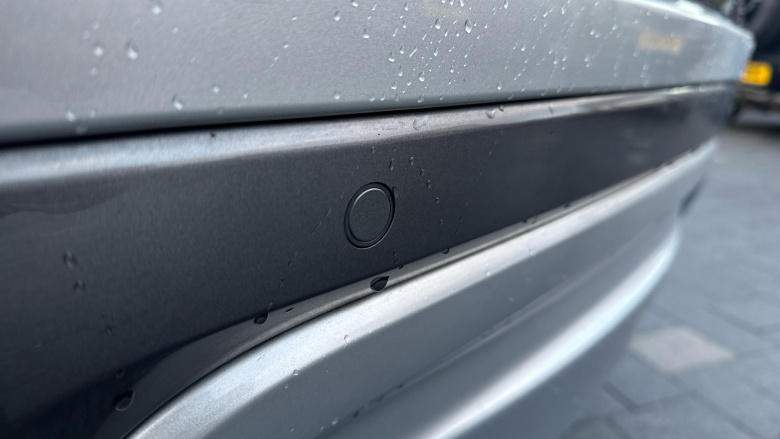 Land Rover Range Rover Evoque 2.0 D180 R-Dynamic SE 5dr Auto Diesel Hatchback